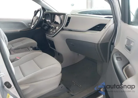 2017 Toyota Sienna Le 8 Passenger from USA, damaged, VIN 5TDKZ3DC4HS828226